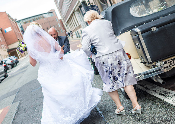 ISLA GLADSTONE WEDDING LIVERPOOL