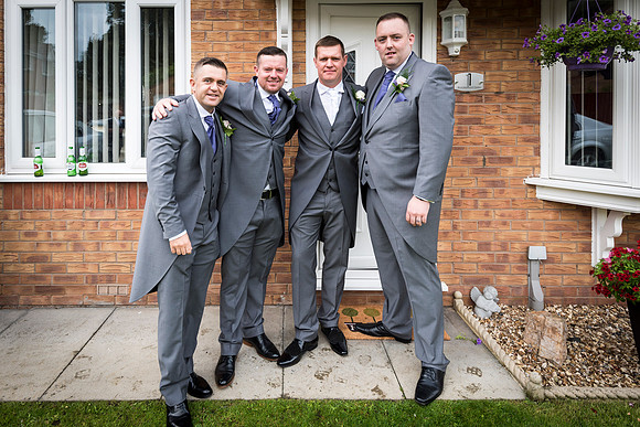 ISLA GLADSTONE WEDDING LIVERPOOL
