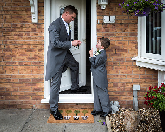 ISLA GLADSTONE WEDDING LIVERPOOL
