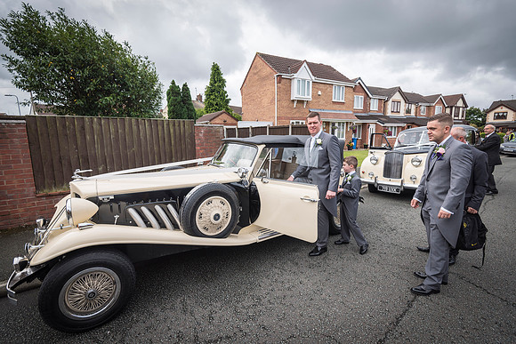 ISLA GLADSTONE WEDDING LIVERPOOL