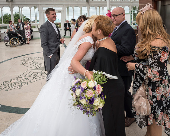 ISLA GLADSTONE WEDDING LIVERPOOL