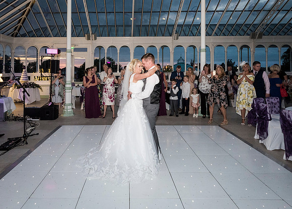 ISLA GLADSTONE WEDDING LIVERPOOL