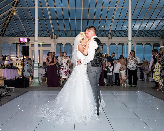 ISLA GLADSTONE WEDDING LIVERPOOL