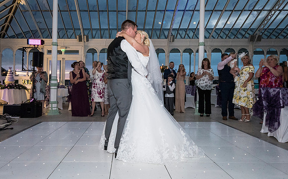 ISLA GLADSTONE WEDDING LIVERPOOL