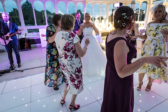 ISLA GLADSTONE WEDDING LIVERPOOL