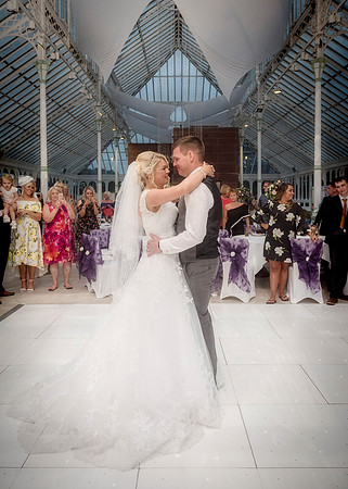 ISLA GLADSTONE WEDDING LIVERPOOL