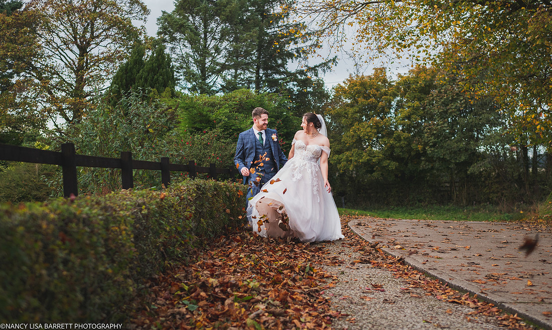 RIBBLE VALLEY AND PRESTON WEDDING - LANCASHIRE