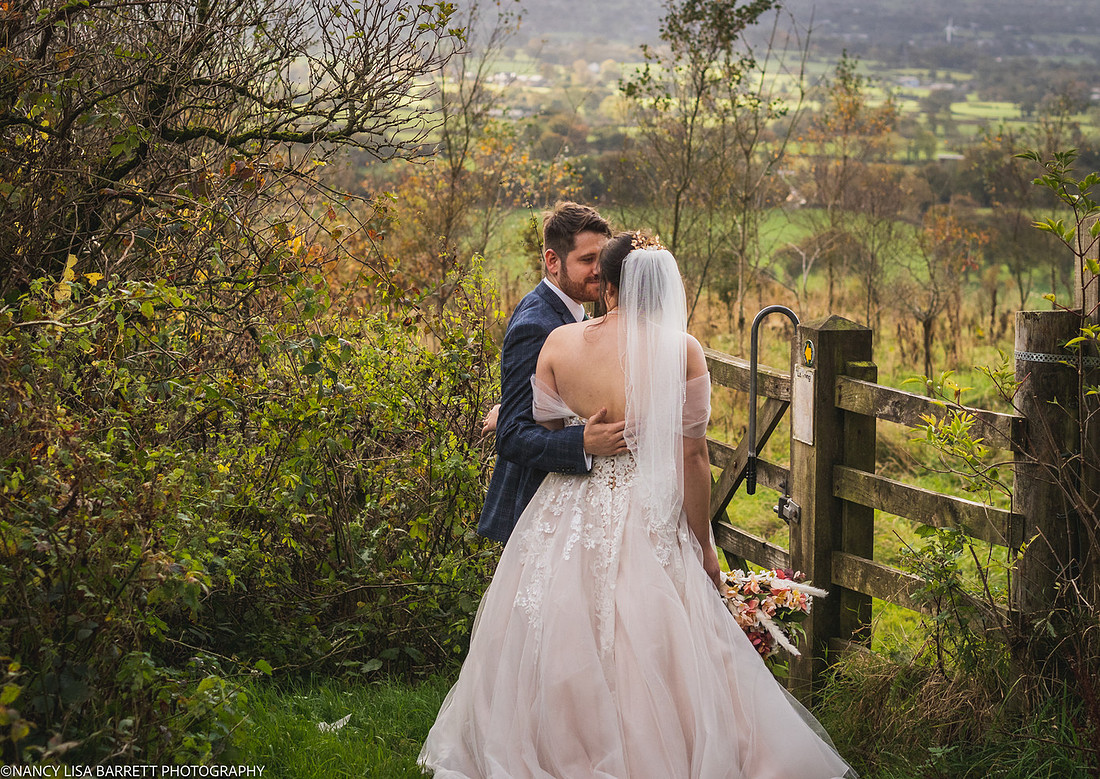 RIBBLE VALLEY AND PRESTON WEDDING - LANCASHIRE