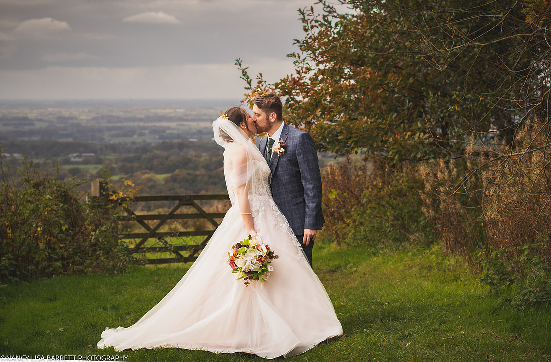 RIBBLE VALLEY AND PRESTON WEDDING - LANCASHIRE