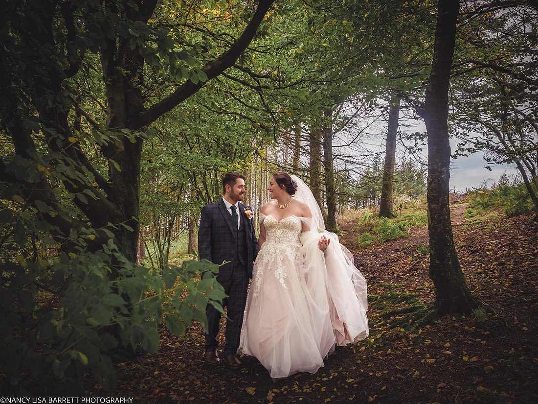 RIBBLE VALLEY AND PRESTON WEDDING - LANCASHIRE