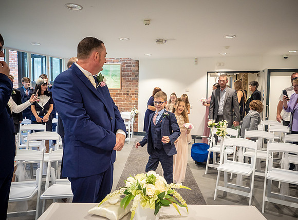 MESNES PARK WEDDING, THE LODGE, WIGAN, LANCASHIRE
