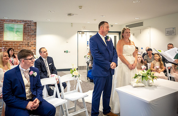 MESNES PARK WEDDING, THE LODGE, WIGAN, LANCASHIRE