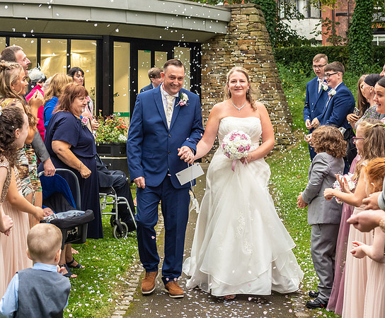 MESNES PARK WEDDING, THE LODGE, WIGAN, LANCASHIRE