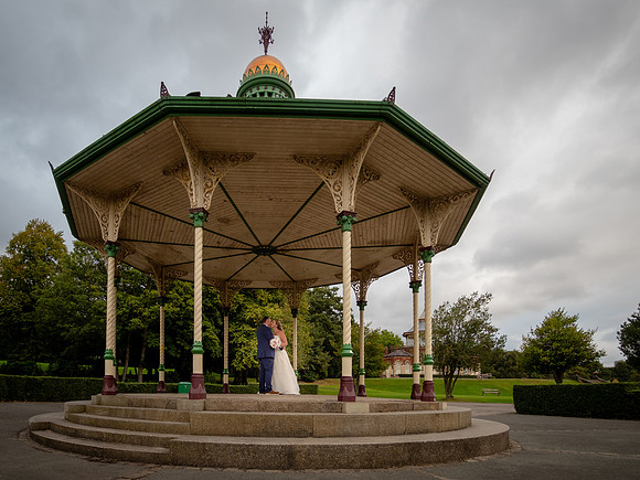 MESNES PARK WEDDING, THE LODGE, WIGAN, LANCASHIRE