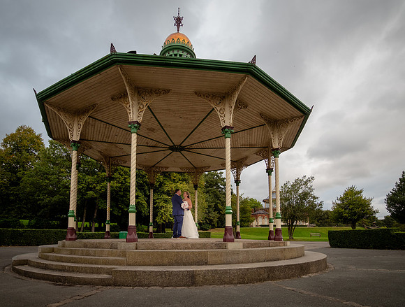 MESNES PARK WEDDING, THE LODGE, WIGAN, LANCASHIRE