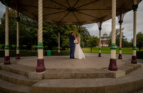 MESNES PARK WEDDING, THE LODGE, WIGAN, LANCASHIRE