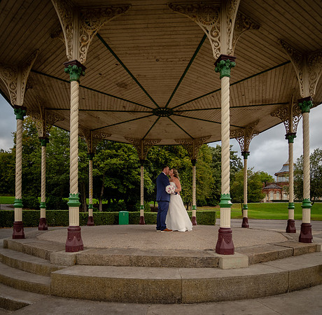MESNES PARK WEDDING, THE LODGE, WIGAN, LANCASHIRE