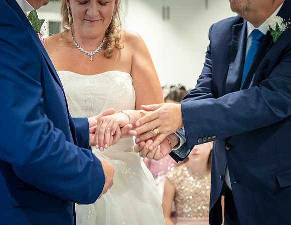 MESNES PARK WEDDING, THE LODGE, WIGAN, LANCASHIRE