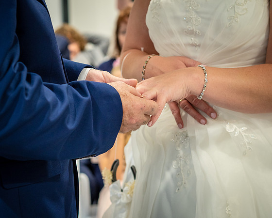 MESNES PARK WEDDING, THE LODGE, WIGAN, LANCASHIRE