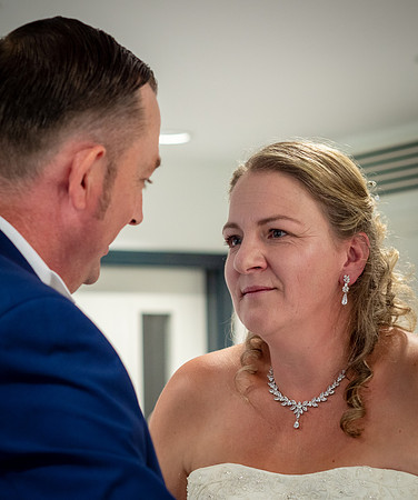 MESNES PARK WEDDING, THE LODGE, WIGAN, LANCASHIRE