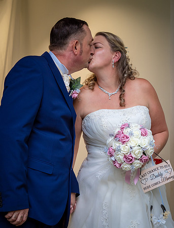 MESNES PARK WEDDING, THE LODGE, WIGAN, LANCASHIRE