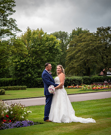 MESNES PARK WEDDING, THE LODGE, WIGAN, LANCASHIRE