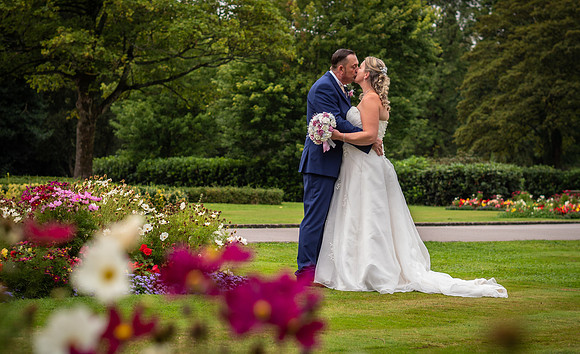 MESNES PARK WEDDING, THE LODGE, WIGAN, LANCASHIRE