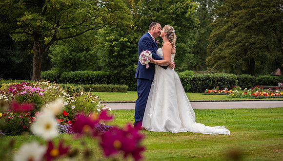 MESNES PARK WEDDING, THE LODGE, WIGAN, LANCASHIRE