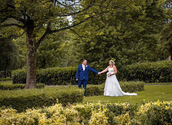MESNES PARK WEDDING, THE LODGE, WIGAN, LANCASHIRE