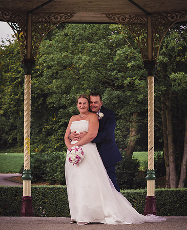 MESNES PARK WEDDING, THE LODGE, WIGAN, LANCASHIRE