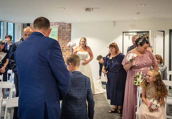 MESNES PARK WEDDING, THE LODGE, WIGAN, LANCASHIRE