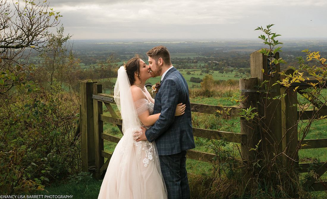 RIBBLE VALLEY AND PRESTON WEDDING - LANCASHIRE