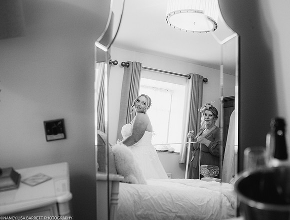 GIRLS GET READY AT BEESTON MANOR WEDDING