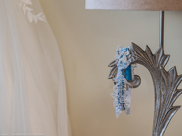 GIRLS GET READY AT BEESTON MANOR WEDDING