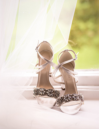 SHAW HILL HOTEL WEDDING, CHORLEY, LANCASHIRE - NOV 2021