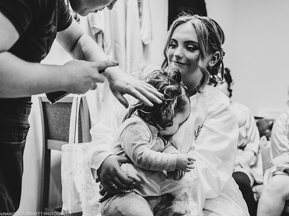 GIRLS GET READY AT BEESTON MANOR WEDDING
