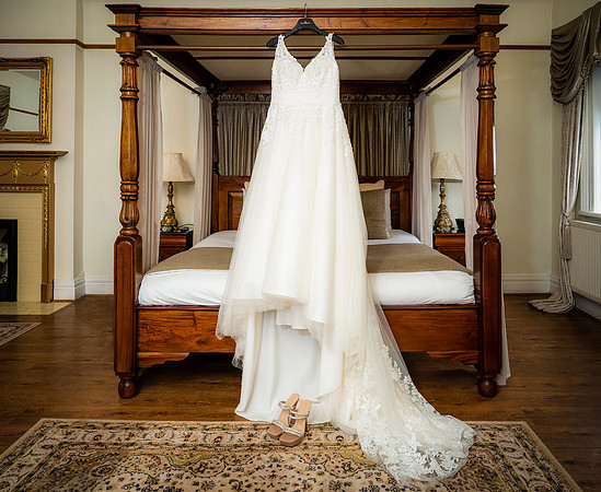 WEST TOWER, ORMSKIRK LANCASHIRE WEDDING