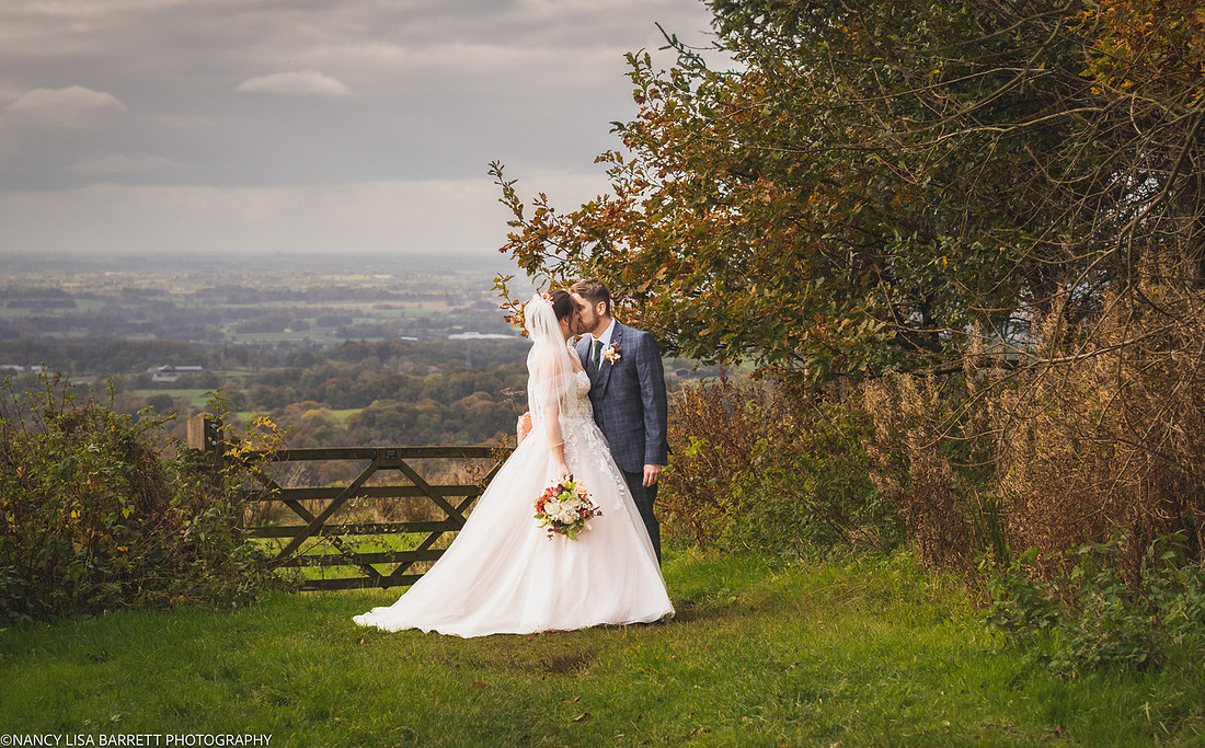 RIBBLE VALLEY AND PRESTON WEDDING - LANCASHIRE