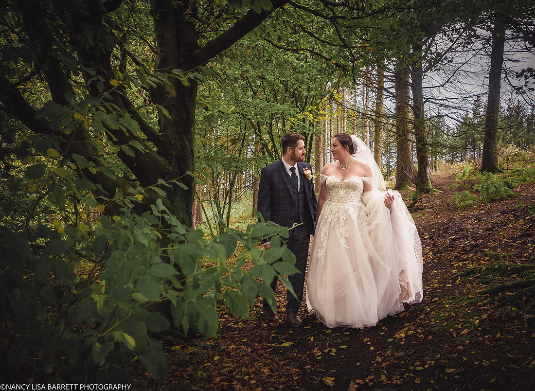RIBBLE VALLEY AND PRESTON WEDDING - LANCASHIRE