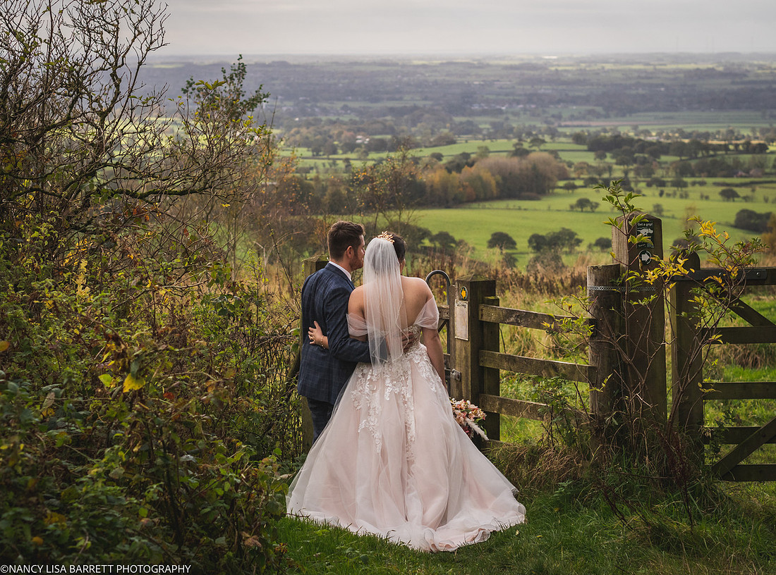 RIBBLE VALLEY AND PRESTON WEDDING - LANCASHIRE