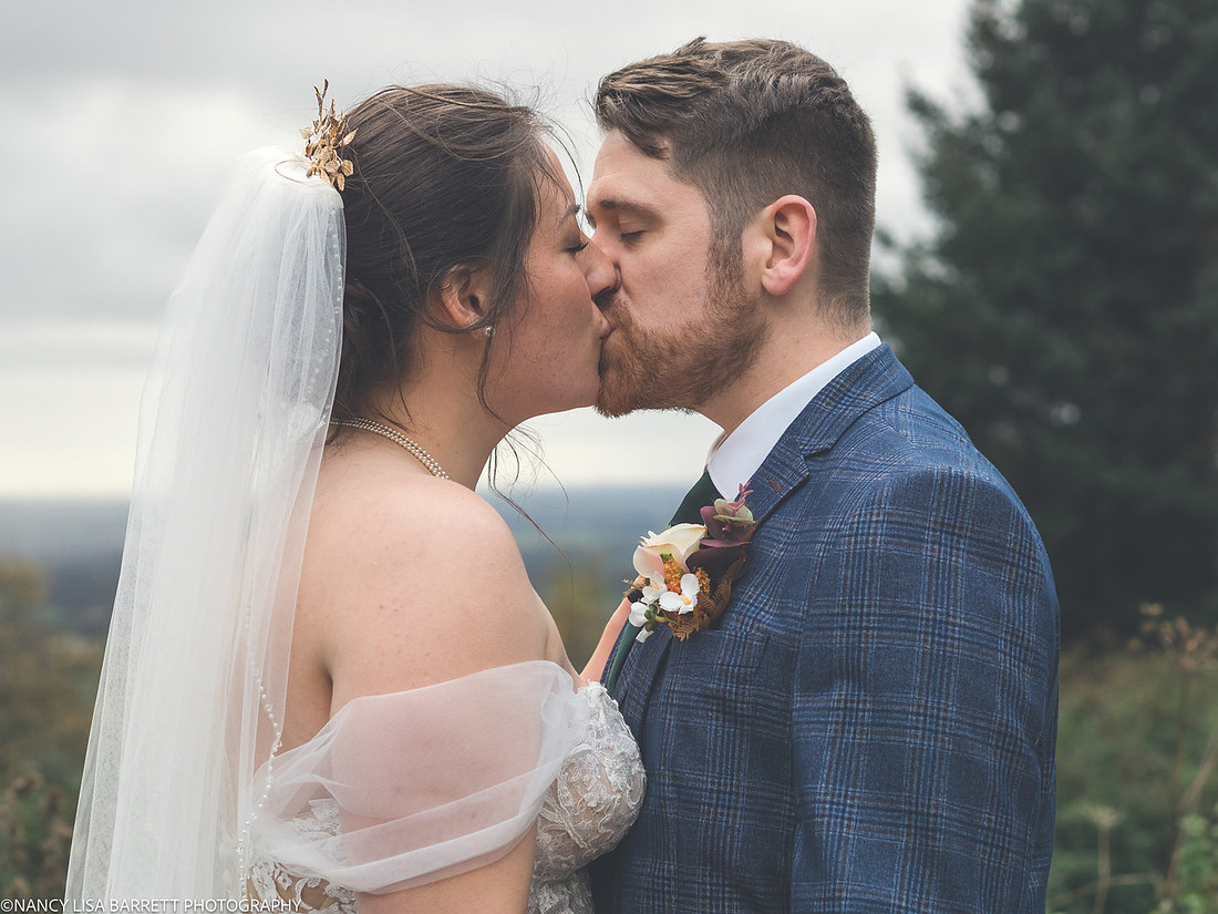 RIBBLE VALLEY AND PRESTON WEDDING - LANCASHIRE