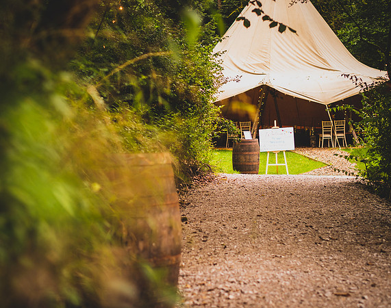 GISBURNE PARK ESTATE WEDDING, CLITHEROE, RIBBLE VALLEY, LANCASHIRE