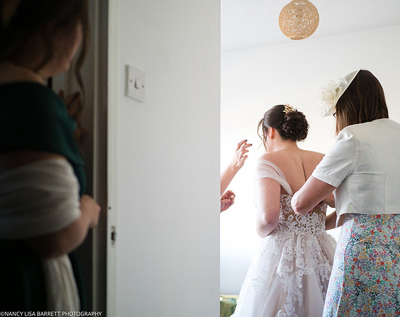RIBBLE VALLEY & PRESTON WEDDING - LANCASHIRE
