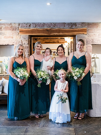 GIRLS GET READY AT BEESTON MANOR WEDDING