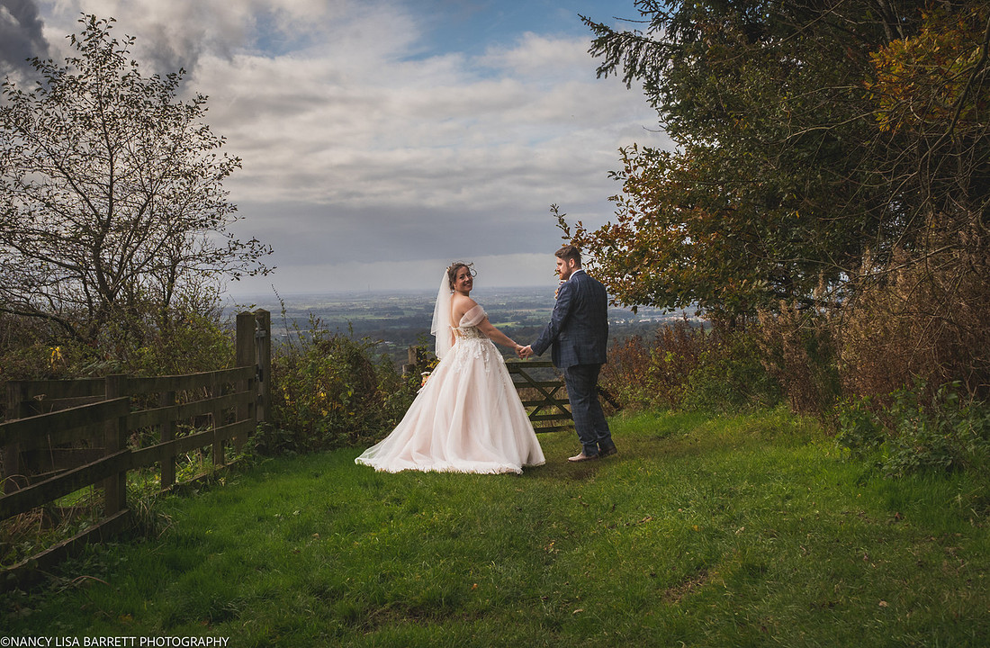 RIBBLE VALLEY AND PRESTON WEDDING - LANCASHIRE