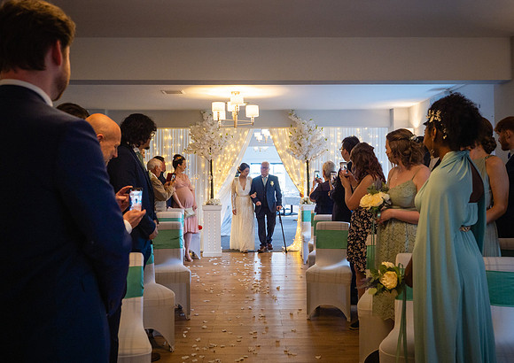 CHORLEY GOLF CLUB WEDDING - HEATH CHARNOCK