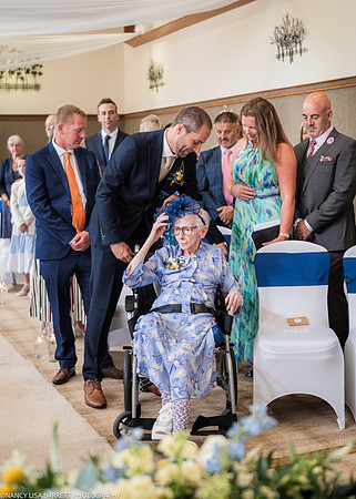 WEDDING CEREMONY ENTRANCE  AT THE LANCASTER HOUSE HOTEL, BAILRIGG, LANCASTER, LANCASHIRE