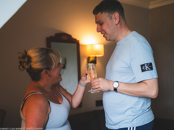 ANDREW GETTING WEDDING READY AT THE LANCASTER HOUSE HOTEL, BAILRIGG, LANCASTER, LANCASHIRE
