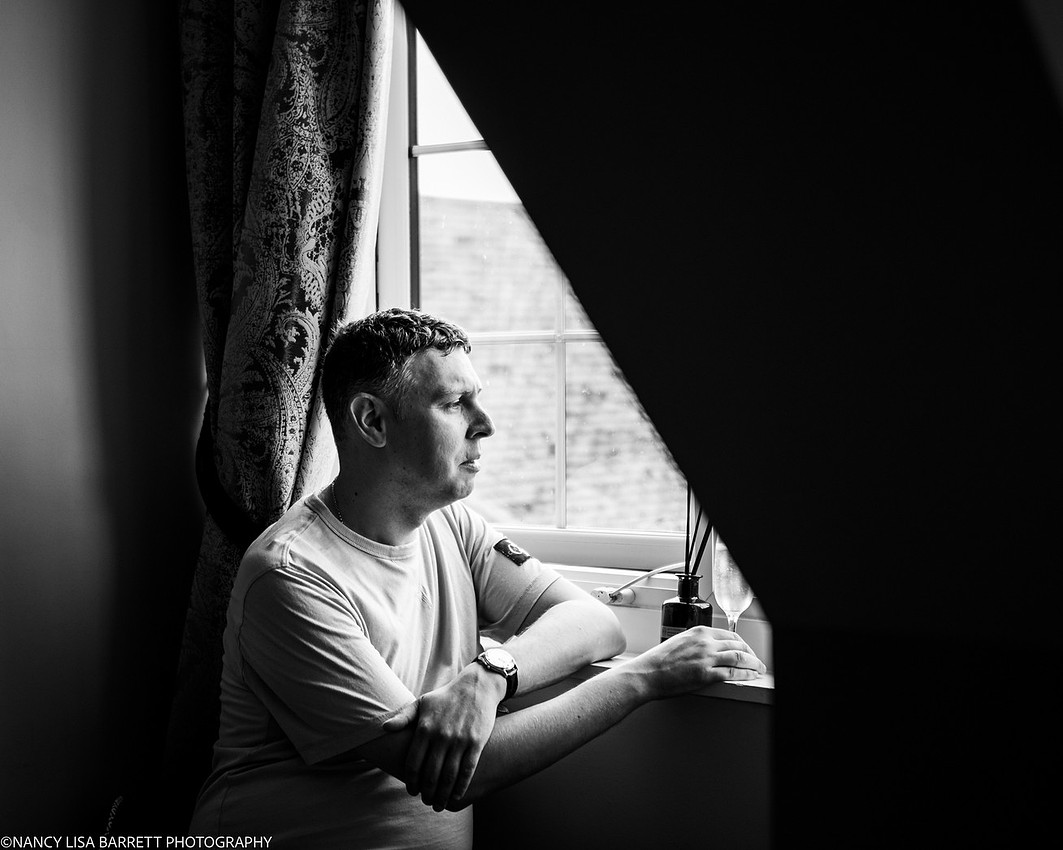 ANDREW GETTING WEDDING READY AT THE LANCASTER HOUSE HOTEL, BAILRIGG, LANCASTER, LANCASHIRE