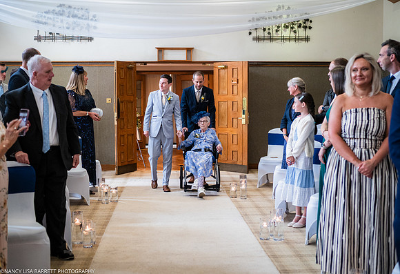 WEDDING CEREMONY ENTRANCE  AT THE LANCASTER HOUSE HOTEL, BAILRIGG, LANCASTER, LANCASHIRE